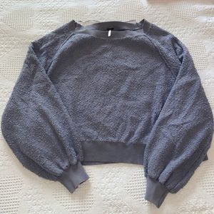 Thinned Sherpa cropped sweater